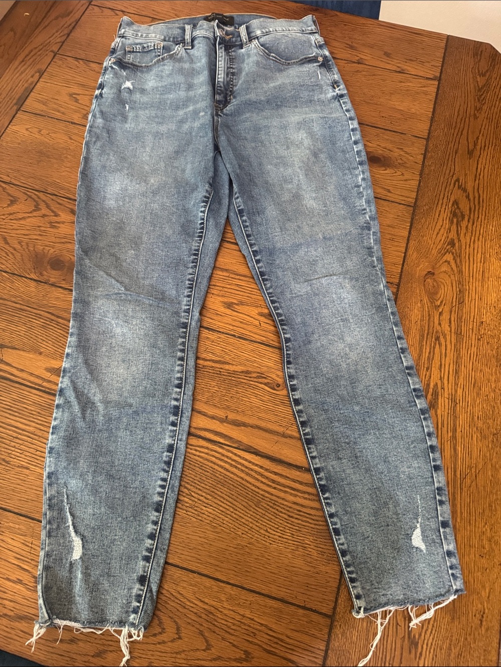 Banana Republic Light Blue Straight-Leg Distressed Stretch Skinny Jeans, 8